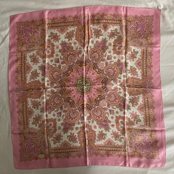 Liberty of London Vintage Silk Pink Scarf - Picture 5 of 5